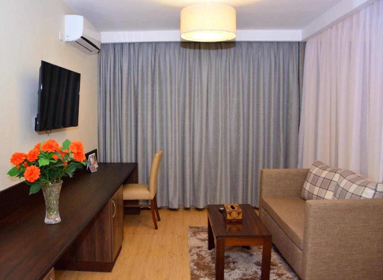 Razana Hotel Nairobi Luaran gambar